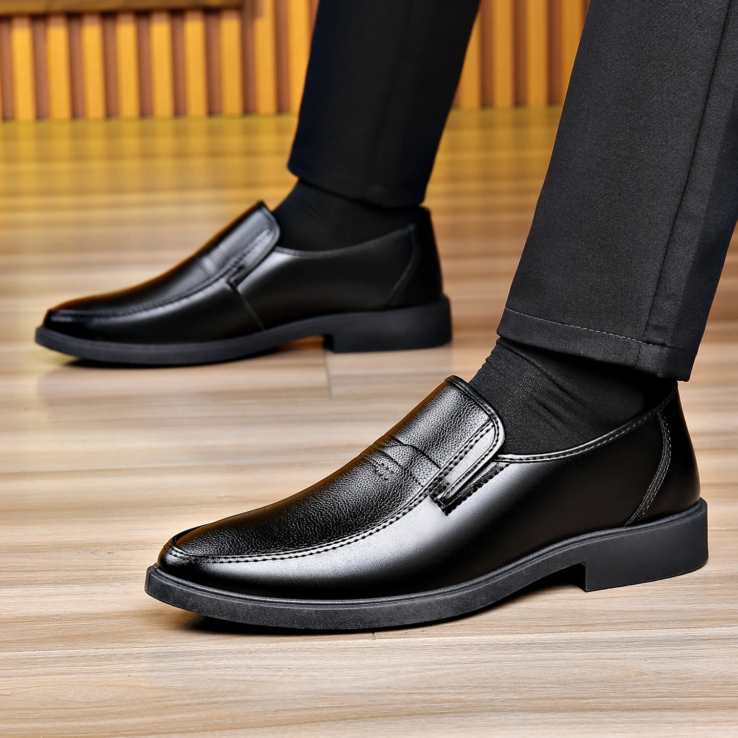 Men's Slip‑on Business Leather - Formal Men Daily Wear Shoes recension och pris